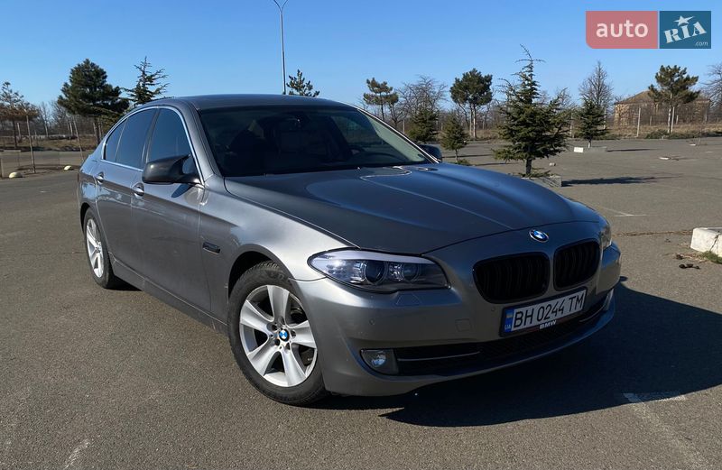Седан BMW 5 Series 2012 в Одессе