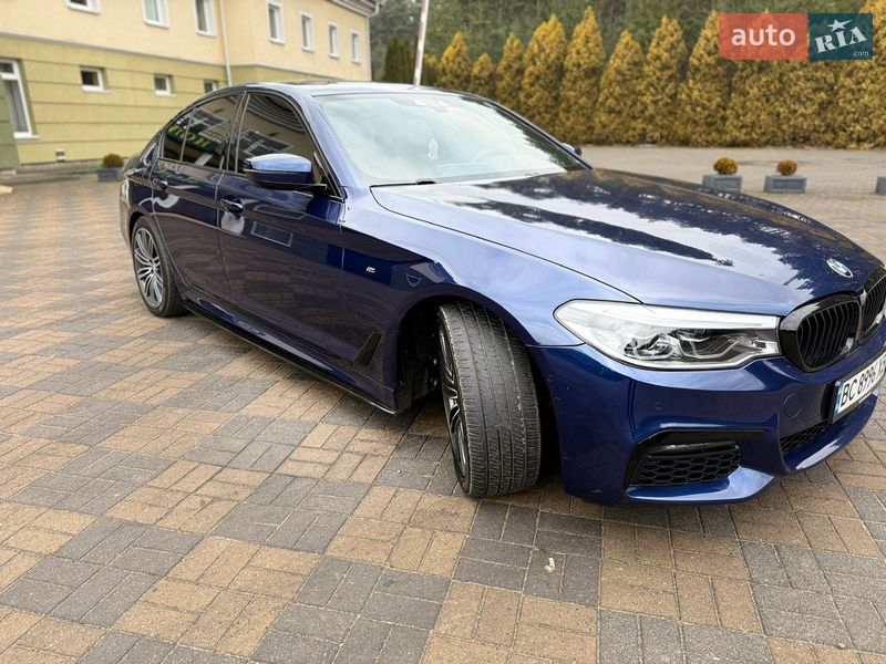 Седан BMW 5 Series 2018 в Мостиске