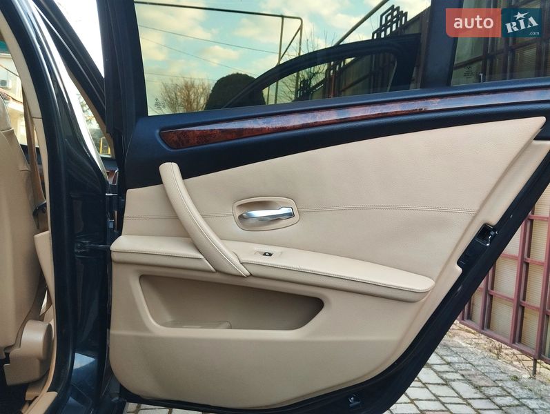 Седан BMW 5 Series 2008 в Одессе