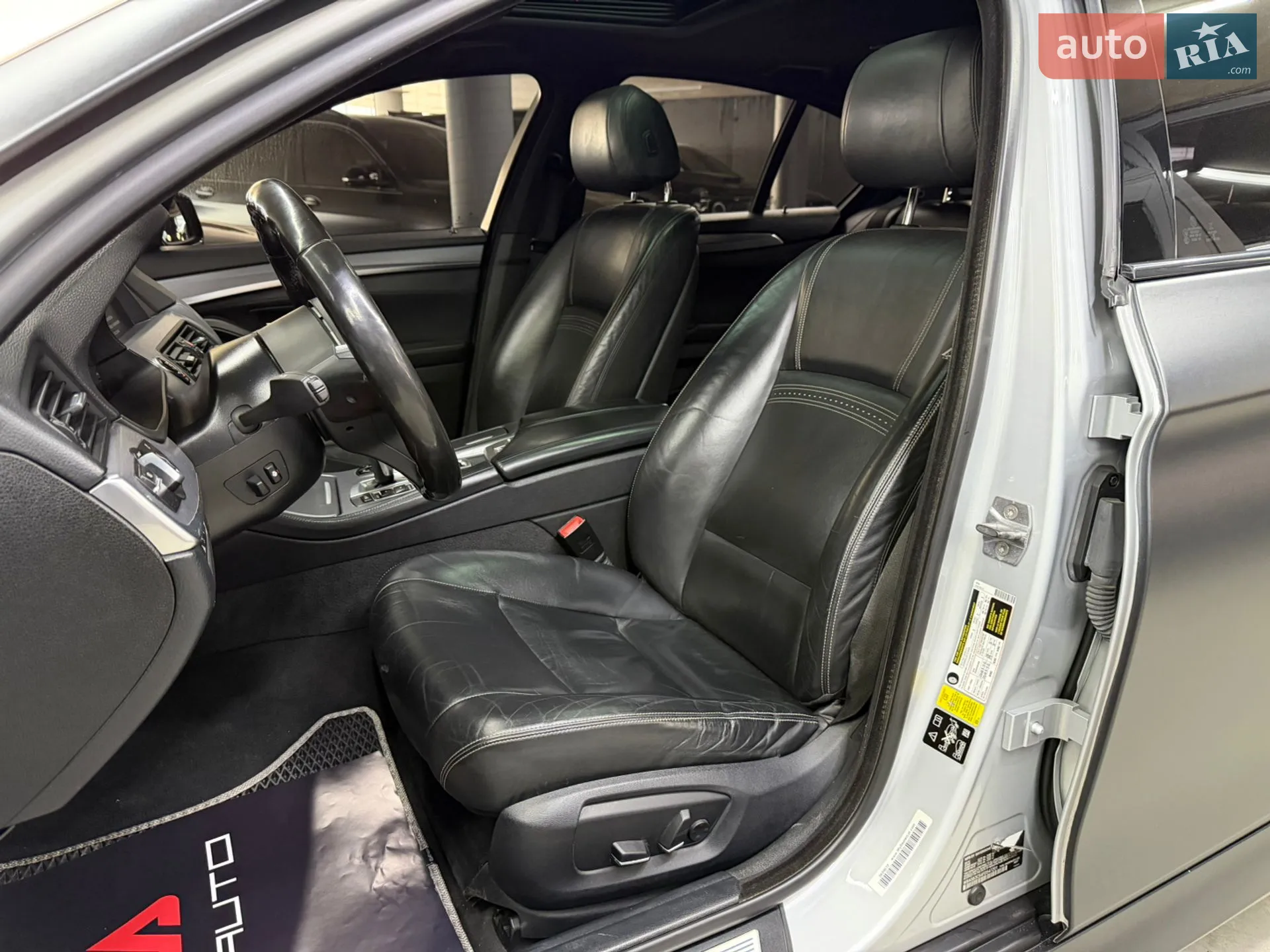 2015 BMW 5er - мініатюра 20