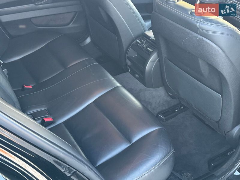 Седан BMW 5 Series 2015 в Ковеле