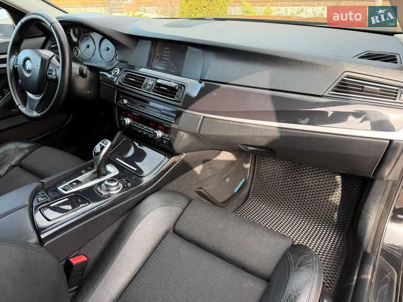 Седан BMW 5 Series 2012 в Киеве