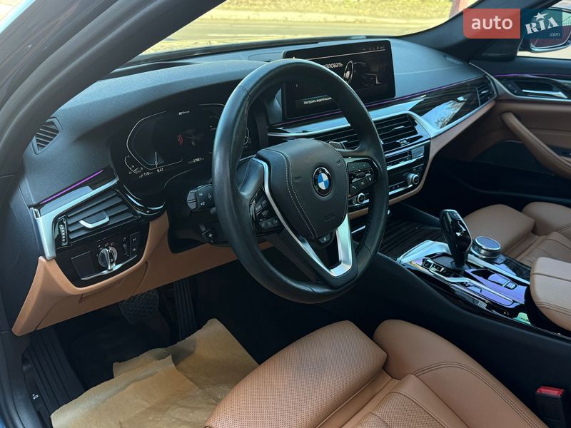 Седан BMW 5 Series 2022 в Черновцах