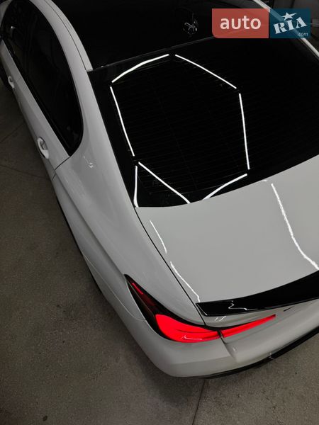 Седан BMW 5 Series 2018 в Черновцах