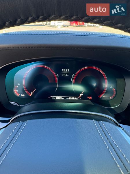 Седан BMW 5 Series 2018 в Львове