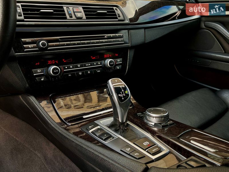 Седан BMW 5 Series 2012 в Николаеве
