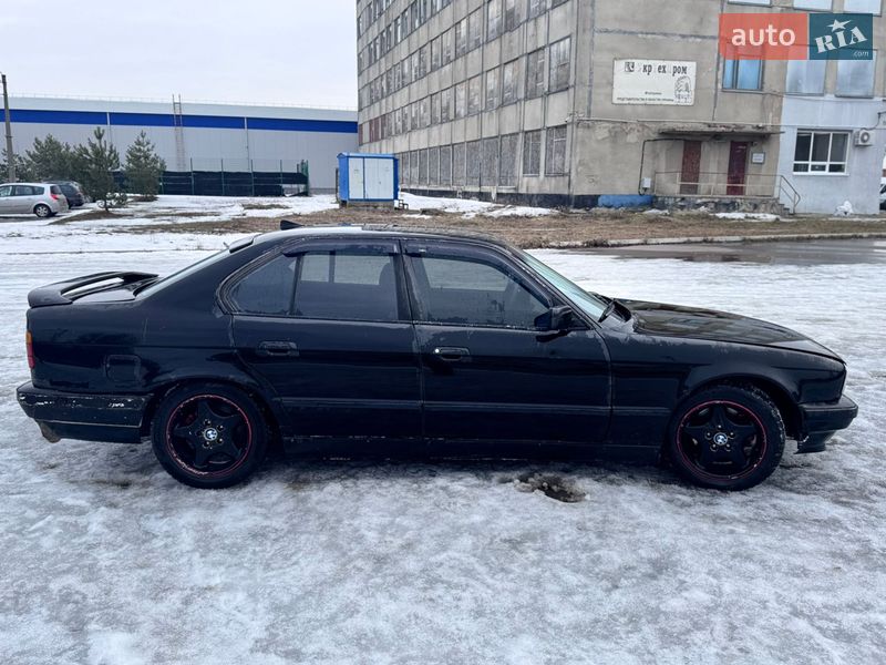Седан BMW 5 Series 1991 в Белой Церкви