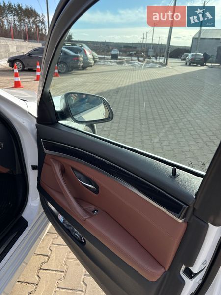 Седан BMW 5 Series 2016 в Ірпені