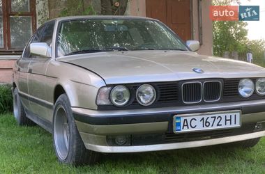 Седан BMW 5 Series 1992 в Турийске