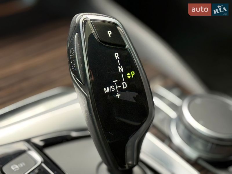 Седан BMW 5 Series 2018 в Киеве