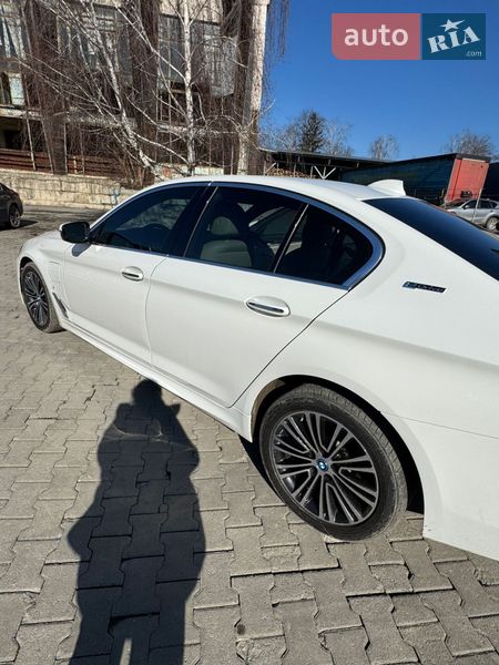 Седан BMW 5 Series 2018 в Черновцах