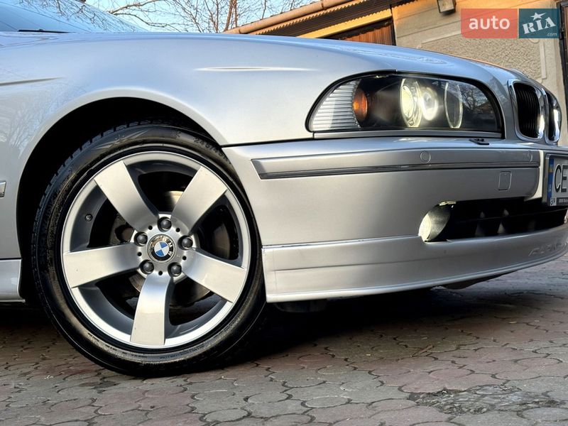 Седан BMW 5 Series 2002 в Черновцах