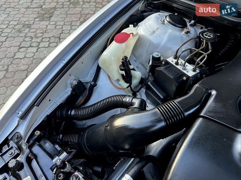 Седан BMW 5 Series 2002 в Черновцах