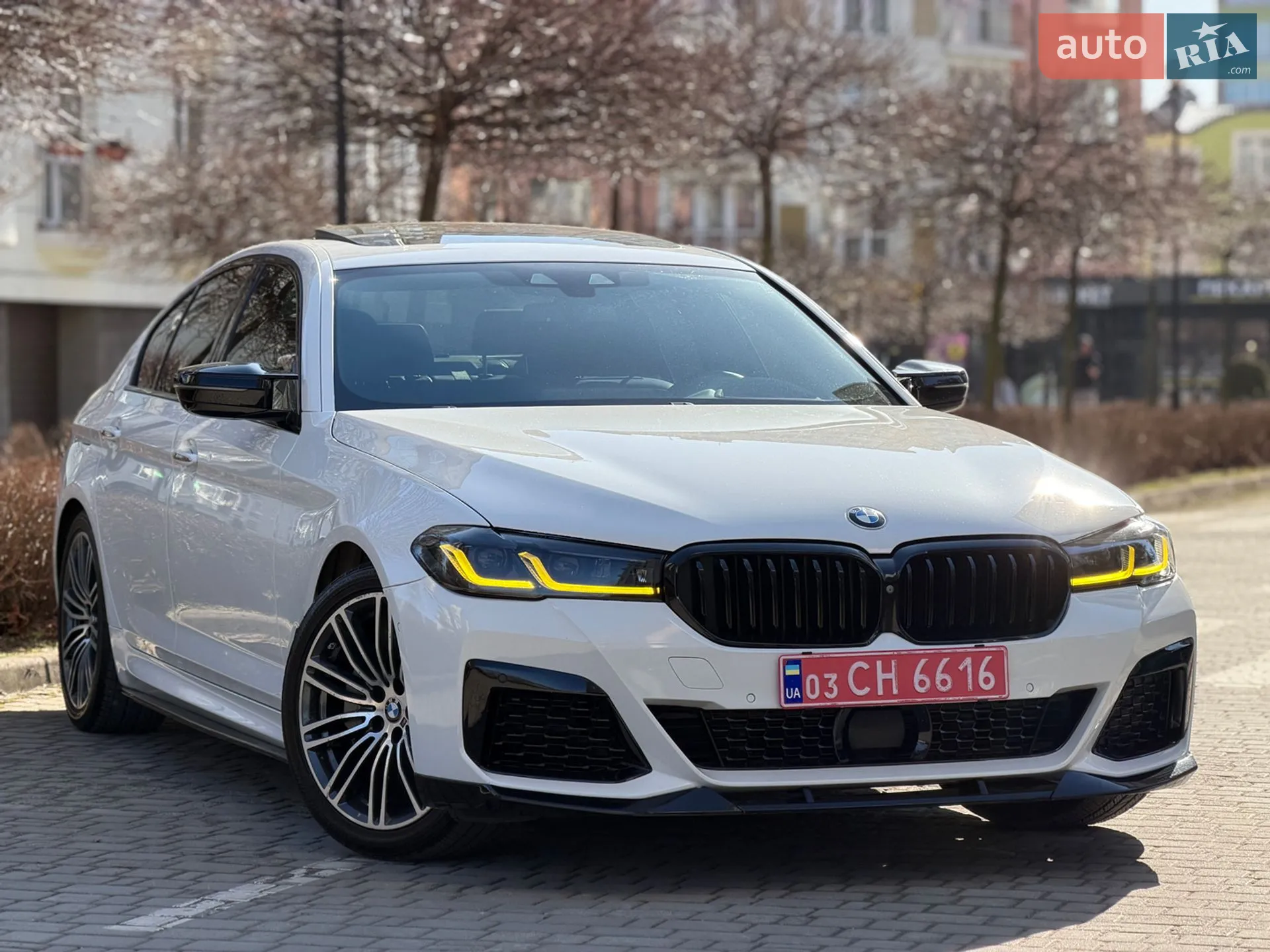 2018 BMW 5er - мініатюра 3
