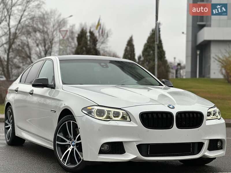 Седан BMW 5 Series 2016 в Киеве