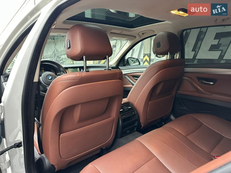 Седан BMW 5 Series 2016 в Киеве