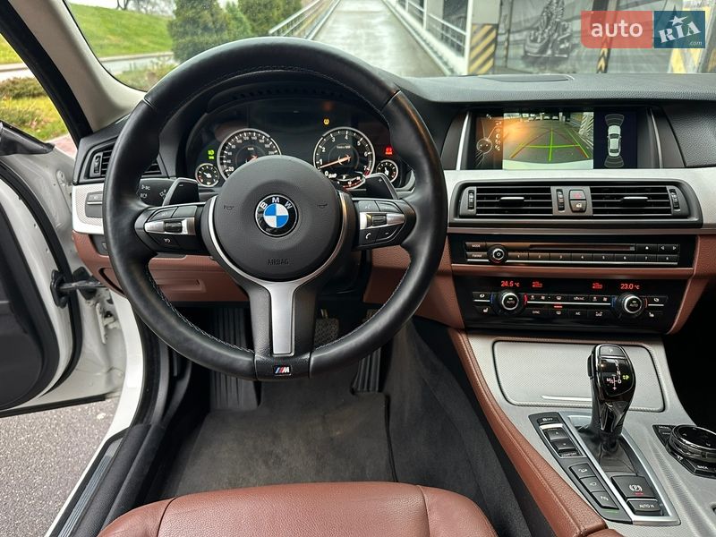 Седан BMW 5 Series 2016 в Киеве