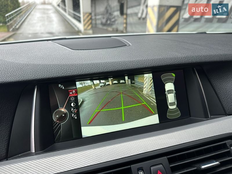 Седан BMW 5 Series 2016 в Киеве