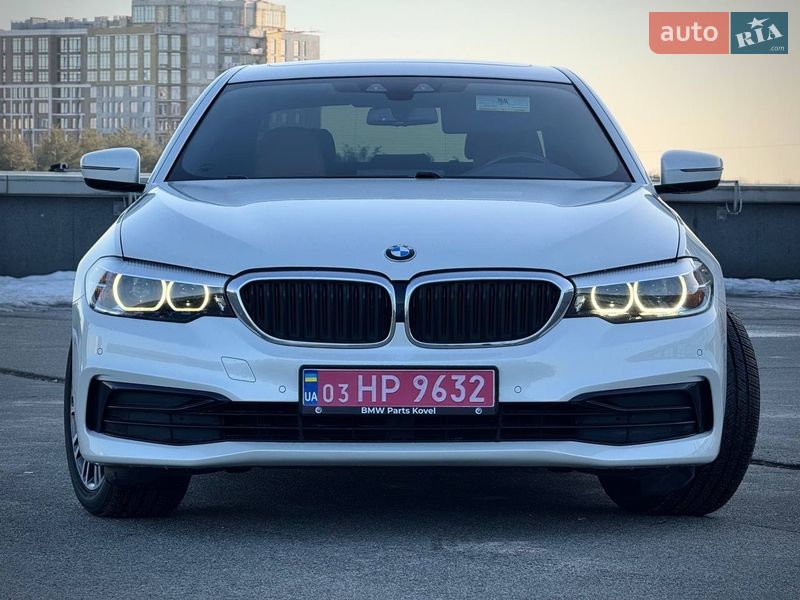 Седан BMW 5 Series 2018 в Киеве