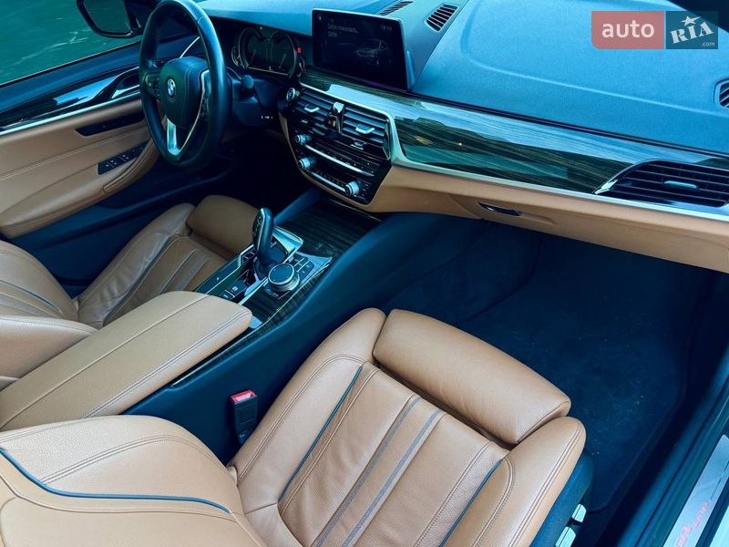 Седан BMW 5 Series 2018 в Киеве