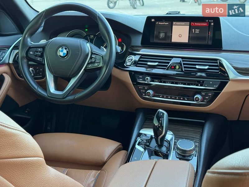 Седан BMW 5 Series 2018 в Киеве