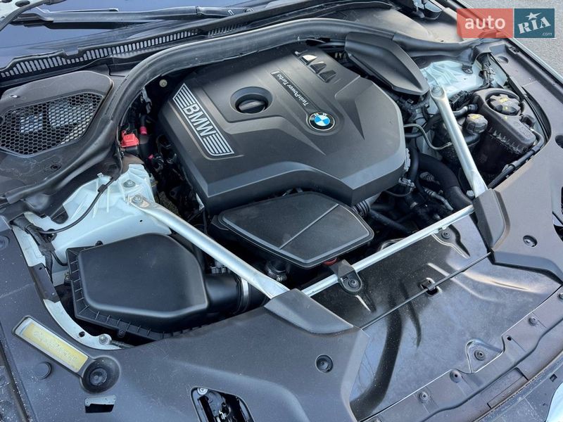 Седан BMW 5 Series 2018 в Киеве