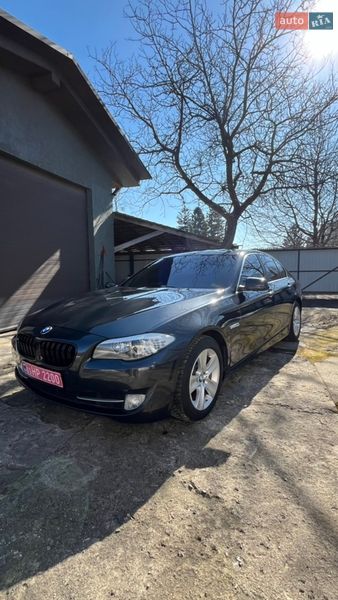Седан BMW 5 Series 2013 в Луцке