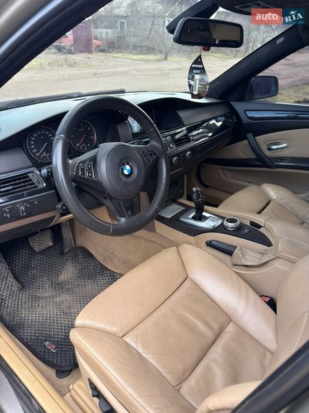 Седан BMW 5 Series 2004 в Николаеве
