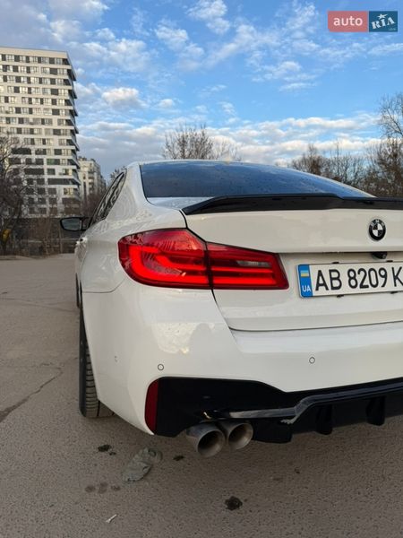 Седан BMW 5 Series 2017 в Львове