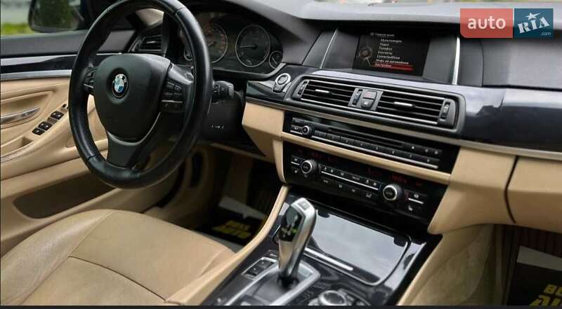 Седан BMW 5 Series 2015 в Львове