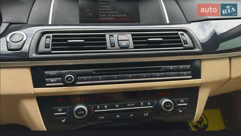 Седан BMW 5 Series 2015 в Львове