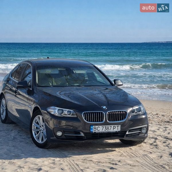 Седан BMW 5 Series 2015 в Львове