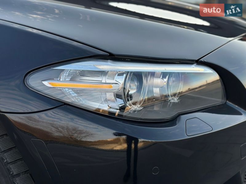 Седан BMW 5 Series 2013 в Львове