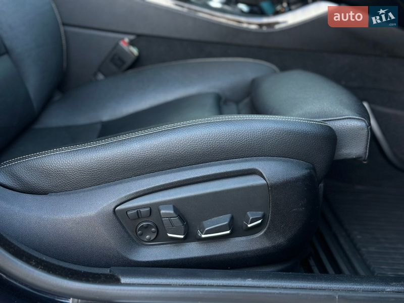 Седан BMW 5 Series 2013 в Львове