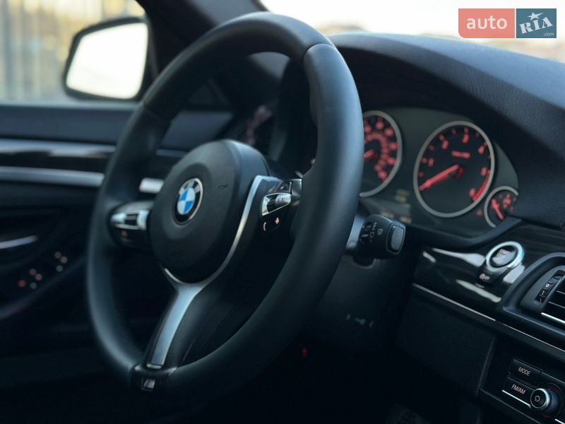 Седан BMW 5 Series 2013 в Львове