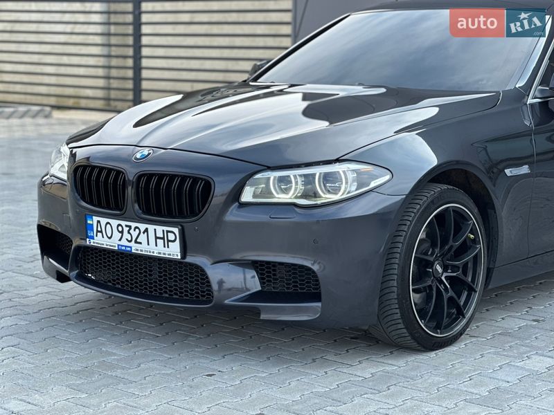 Седан BMW 5 Series 2013 в Ужгороде