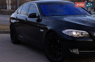 Седан BMW 5 Series 2011 в Львове