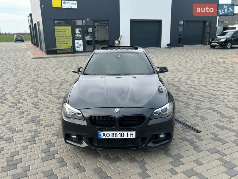 Седан BMW 5 Series 2013 в Ужгороде