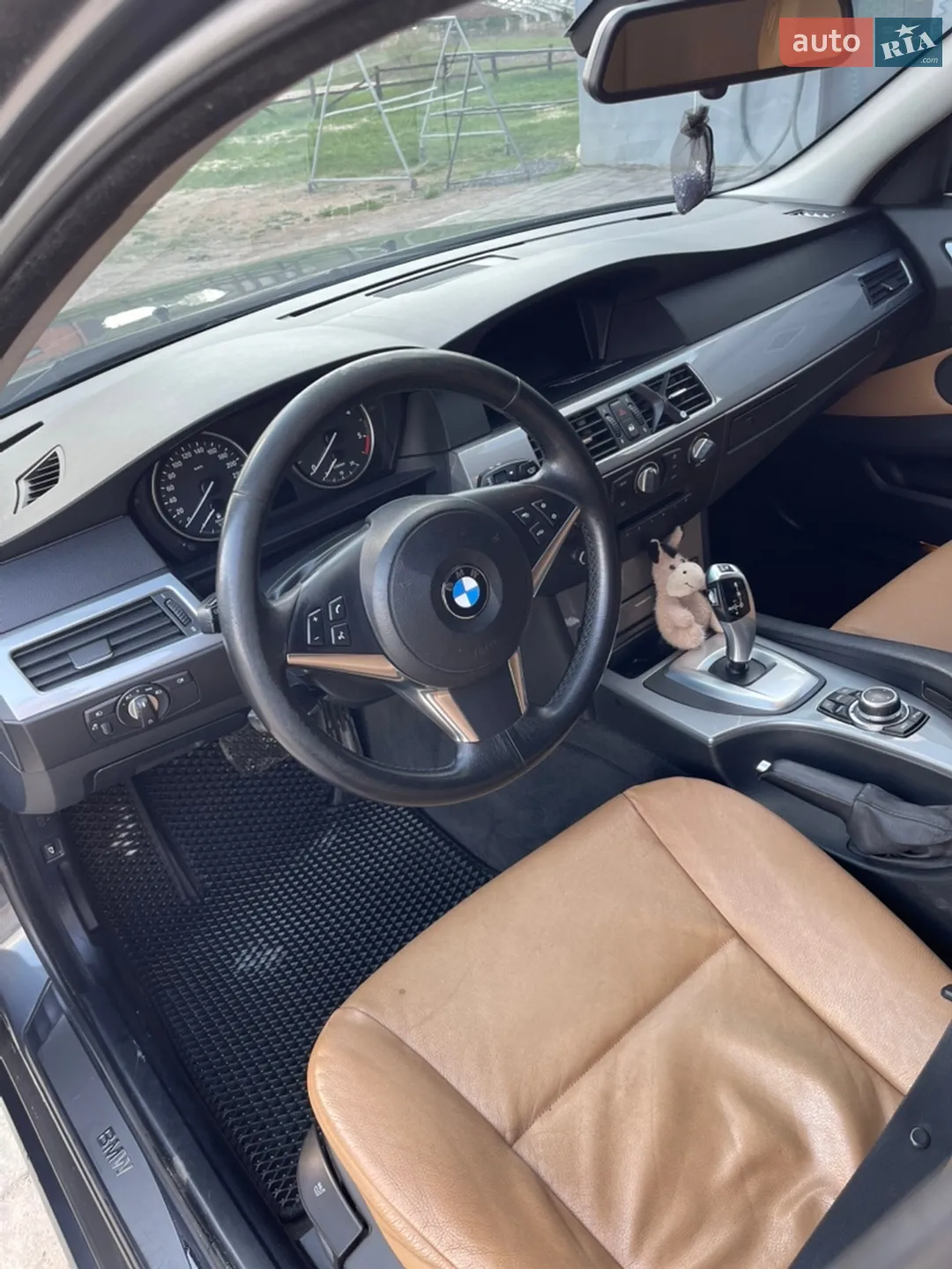 2010 BMW 5er - мініатюра 8