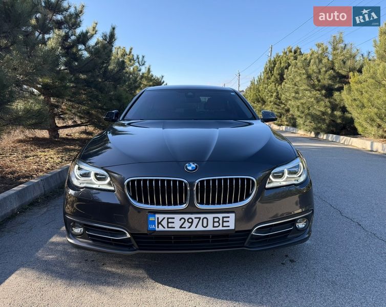 Седан BMW 5 Series 2015 в Днепре