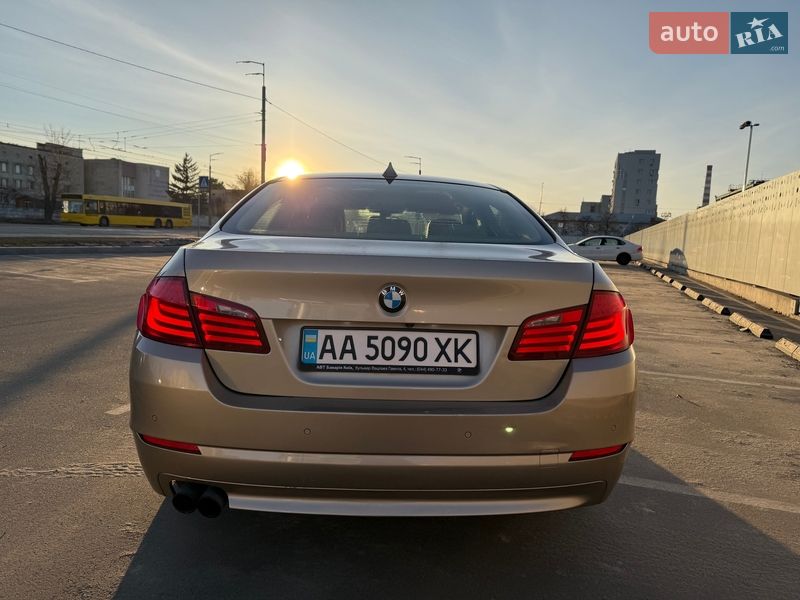 Седан BMW 5 Series 2011 в Киеве