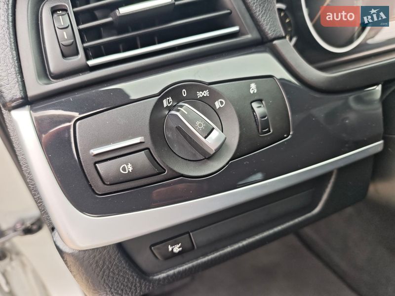 Седан BMW 5 Series 2014 в Кривому Розі