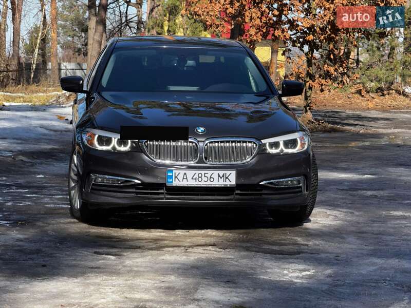 Седан BMW 5 Series 2017 в Киеве