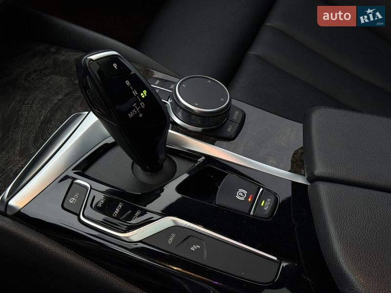 Седан BMW 5 Series 2019 в Виннице