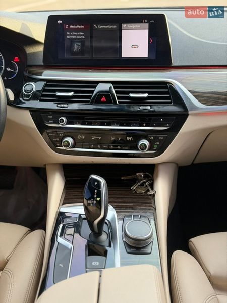 Седан BMW 5 Series 2017 в Луцке