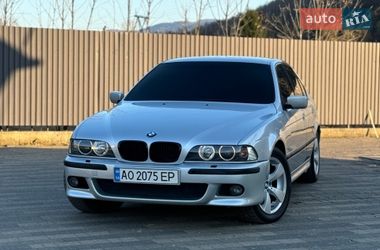 Седан BMW 5 Series 2002 в Сваляві