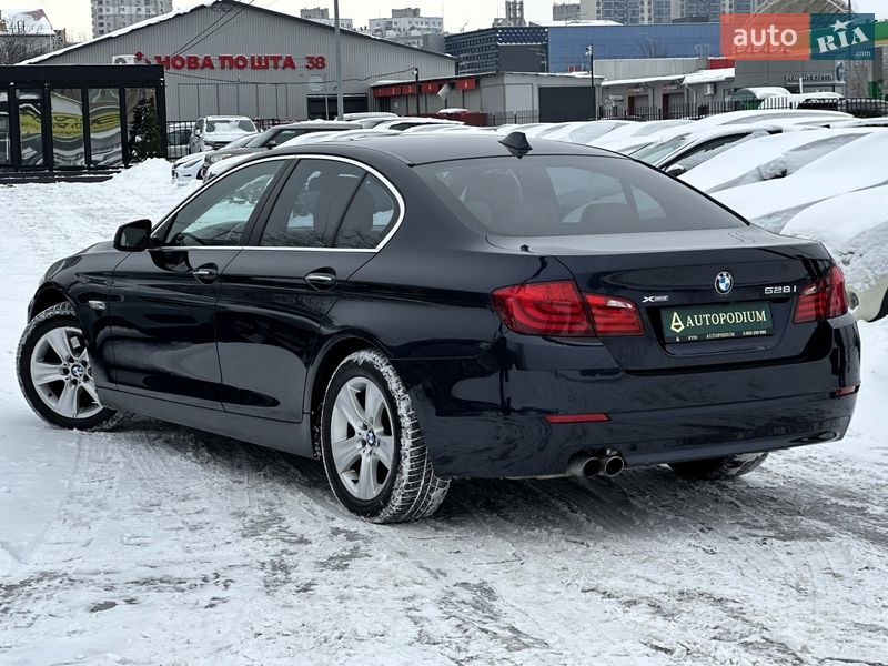 Седан BMW 5 Series 2012 в Киеве