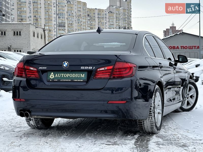 Седан BMW 5 Series 2012 в Киеве