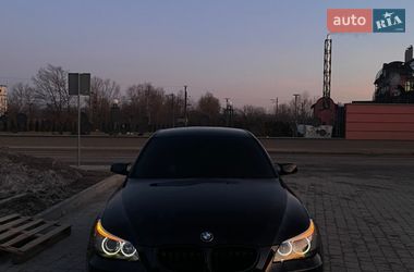 Седан BMW 5 Series 2004 в Дрогобичі
