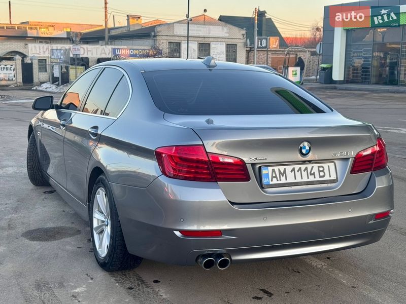 Седан BMW 5 Series 2015 в Житомире